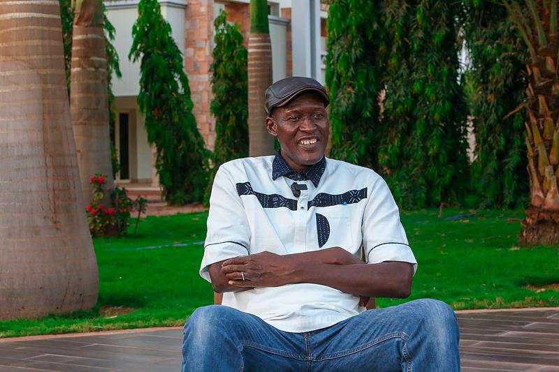 Portrait of a Kabakoo coach at the learning space in Bamako.